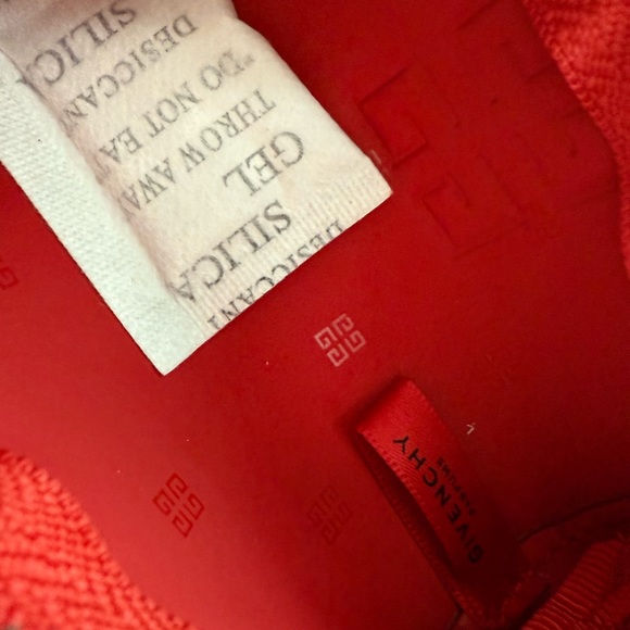 GIVENCHY COSMETIC BAG AND LIPSTICK BAG New - Picture 10 of 10